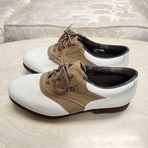 Softjoys Terrains Womens Size 10W Footjoy saddle golf shoes